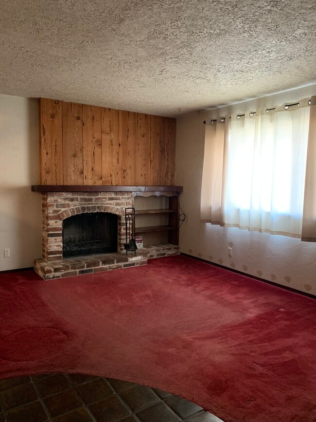 Building Photo - 7110 Celia Ave