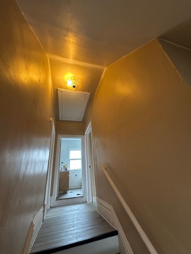 Building Photo - House for Rent in West Peoria 3 BR/ 2 BA 61604