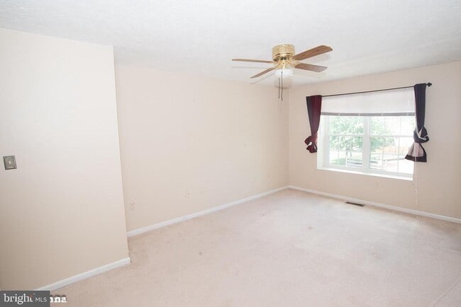 Building Photo - 6128 Hoskins Hollow Cir