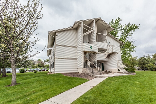 Building Photo - 1705 Heatheridge Rd