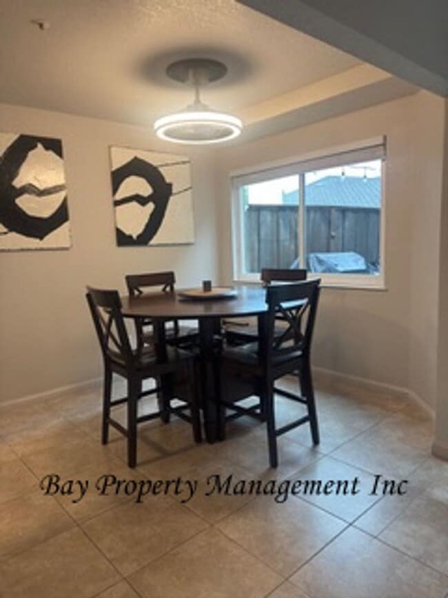 Building Photo - Coming in January! Beautiful 2 Bedroom, 2.5 Bath Home with Upgrades Throughout