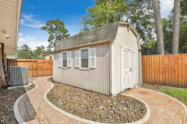 Building Photo - 24531 Whitesail Dr