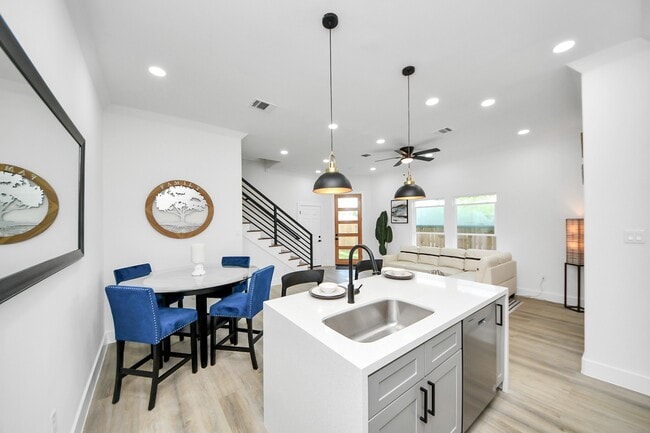 Building Photo - 9303 Jutland Rd