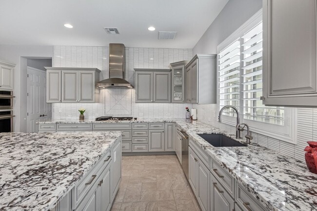 Building Photo - Luxury Lifestyle in Queen Creek AZ