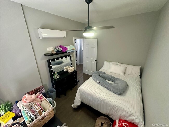 Building Photo - 1101 NY-17