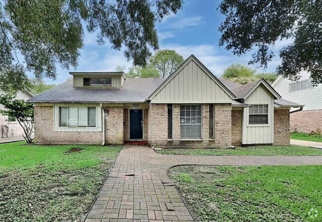 Building Photo - 9565-9595 Seagate Ln