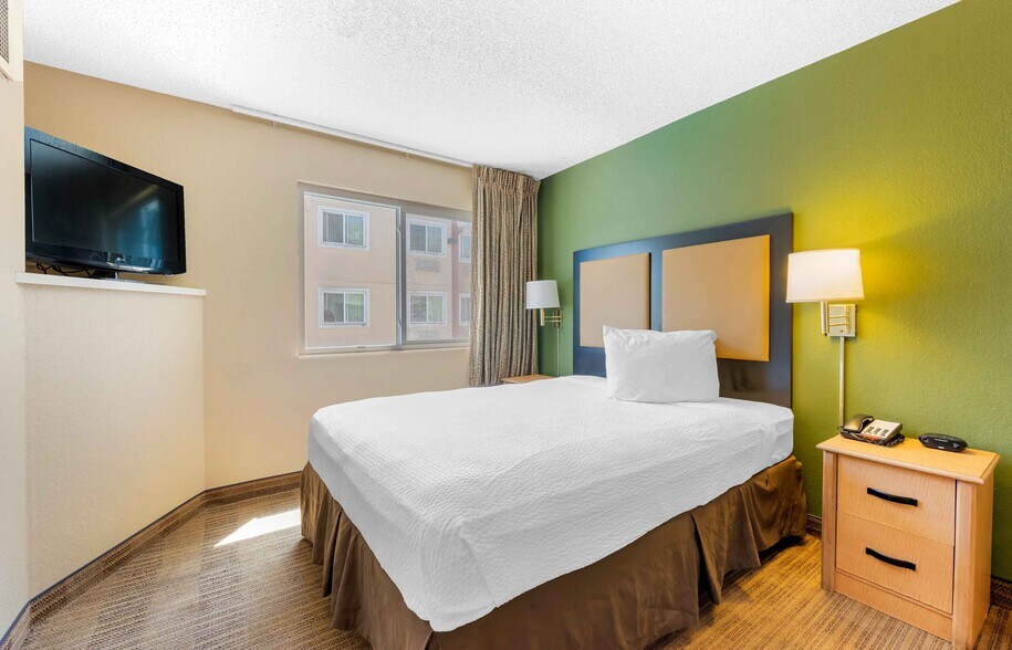 Building Photo - Furnished Studio-Jacksonville - Salisbury Rd. - Southpoint