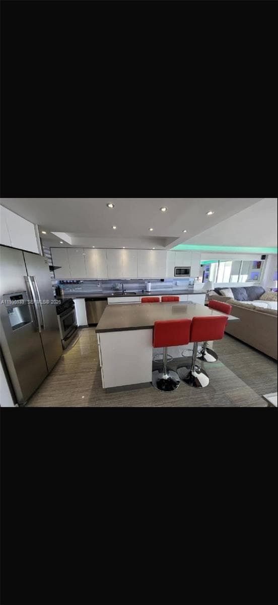 Building Photo - 401 Ocean Dr