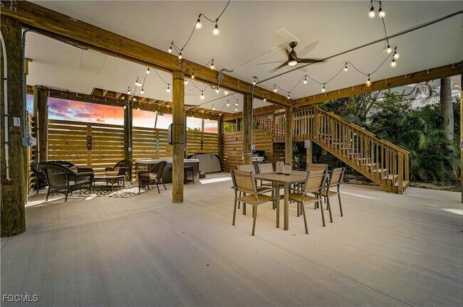 Building Photo - 3524 Fifth Ave