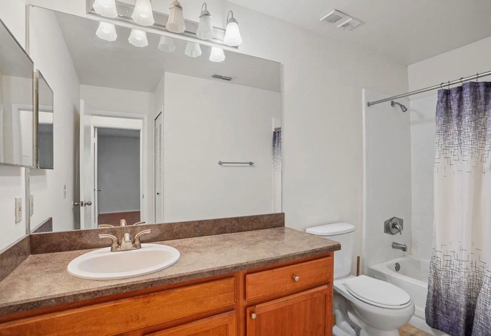 Building Photo - 5468 E Michigan St