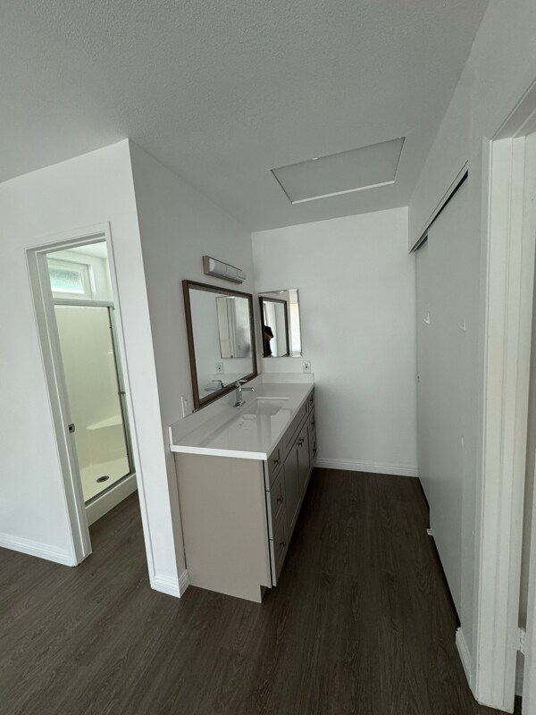 Building Photo - 8740 Lomita Dr