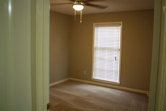 Building Photo - 1833 Greensprings Ln