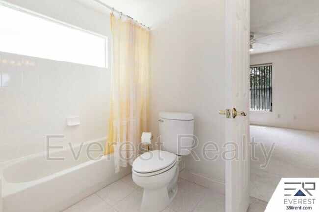 Building Photo - 783 Sterling Chase Dr