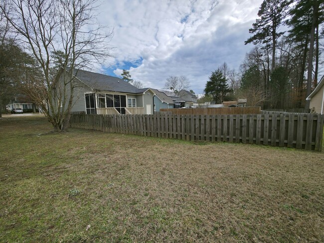 Building Photo - 4417 Wolftrap Rd