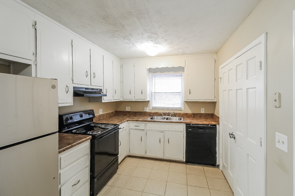 Building Photo - 5351 Ridgemere Ct