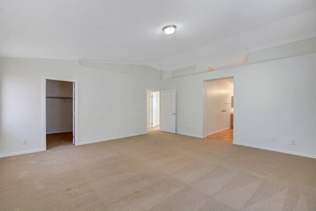 Building Photo - Beautiful Home in Amazing Rhodes Ranch - G...