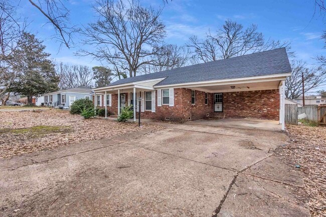 Building Photo - 3010 Ruskin Rd