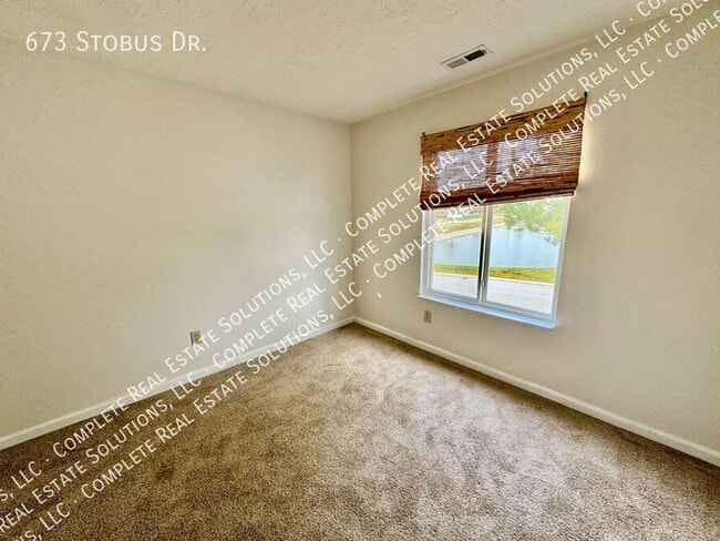 Building Photo - 673 Stobus Dr