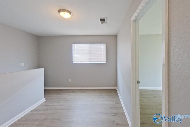 Building Photo - 112 Belle Haven Dr