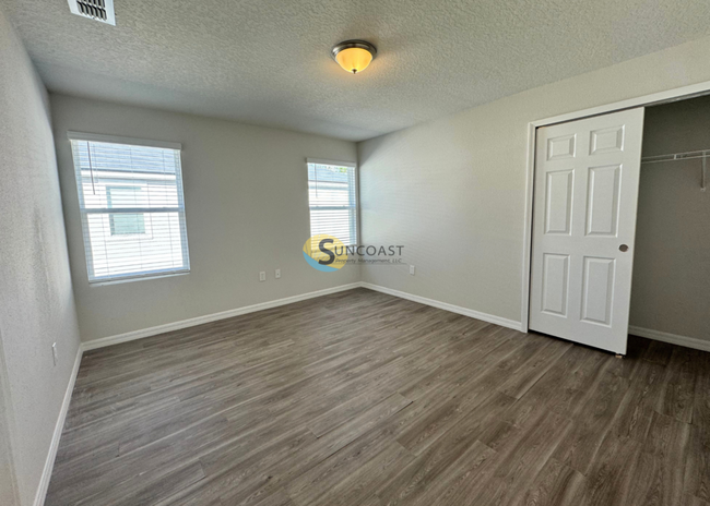Building Photo - 6480 Sweetbay Ln