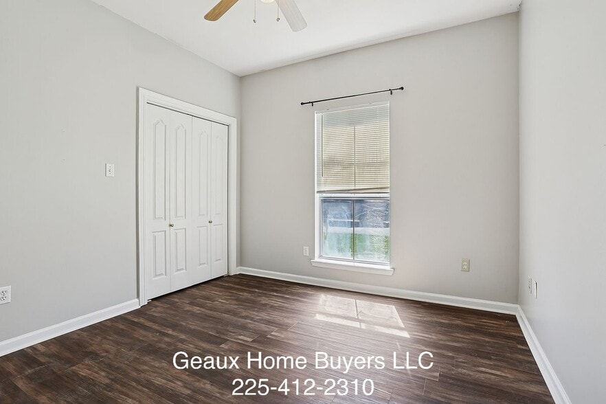 Building Photo - 508 S Daphne Dr
