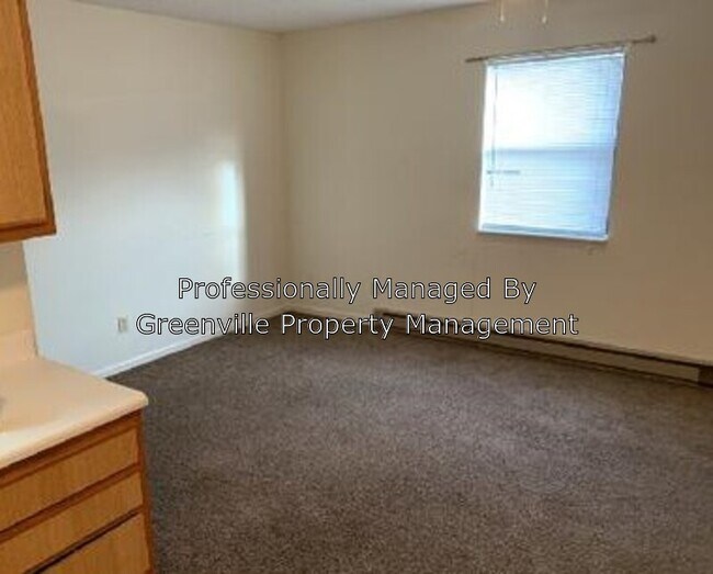 Building Photo - 714 Patton Cir