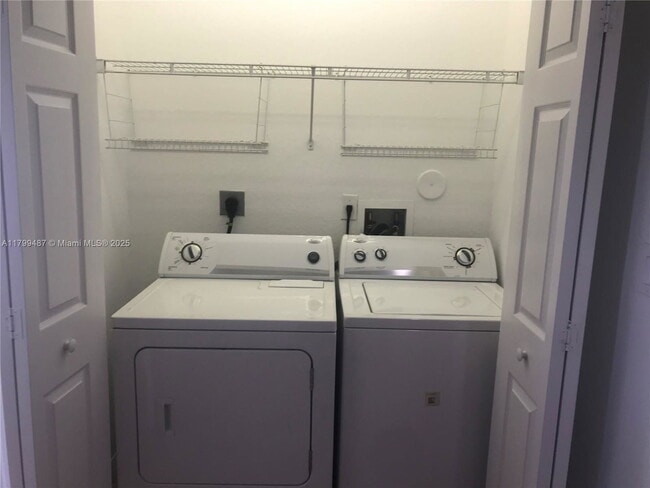 Building Photo - 8999 NW 107th Ct