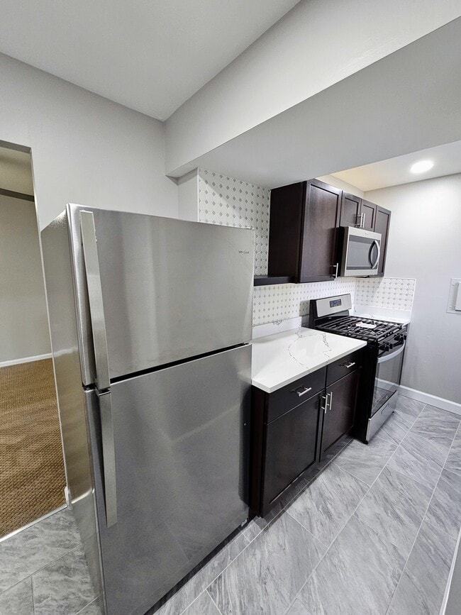 Building Photo - 412 N Armistead St