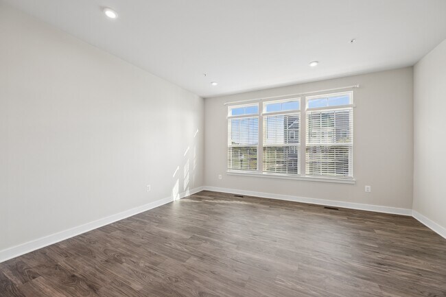 Building Photo - 6712 Ballenger Run Blvd