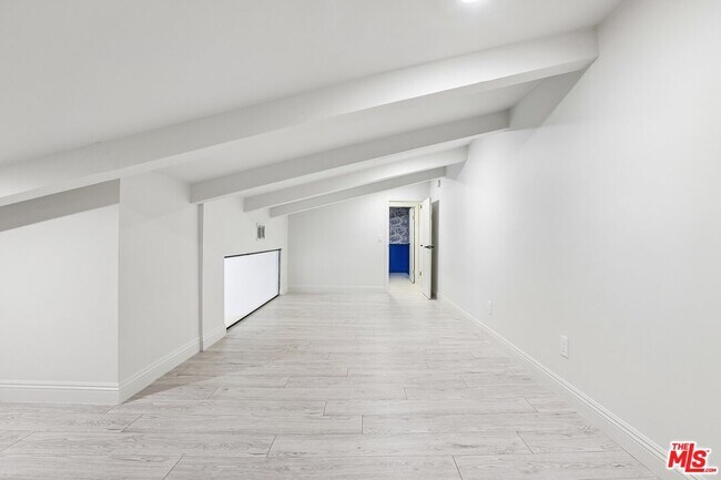 Building Photo - 2700 Cahuenga Blvd E