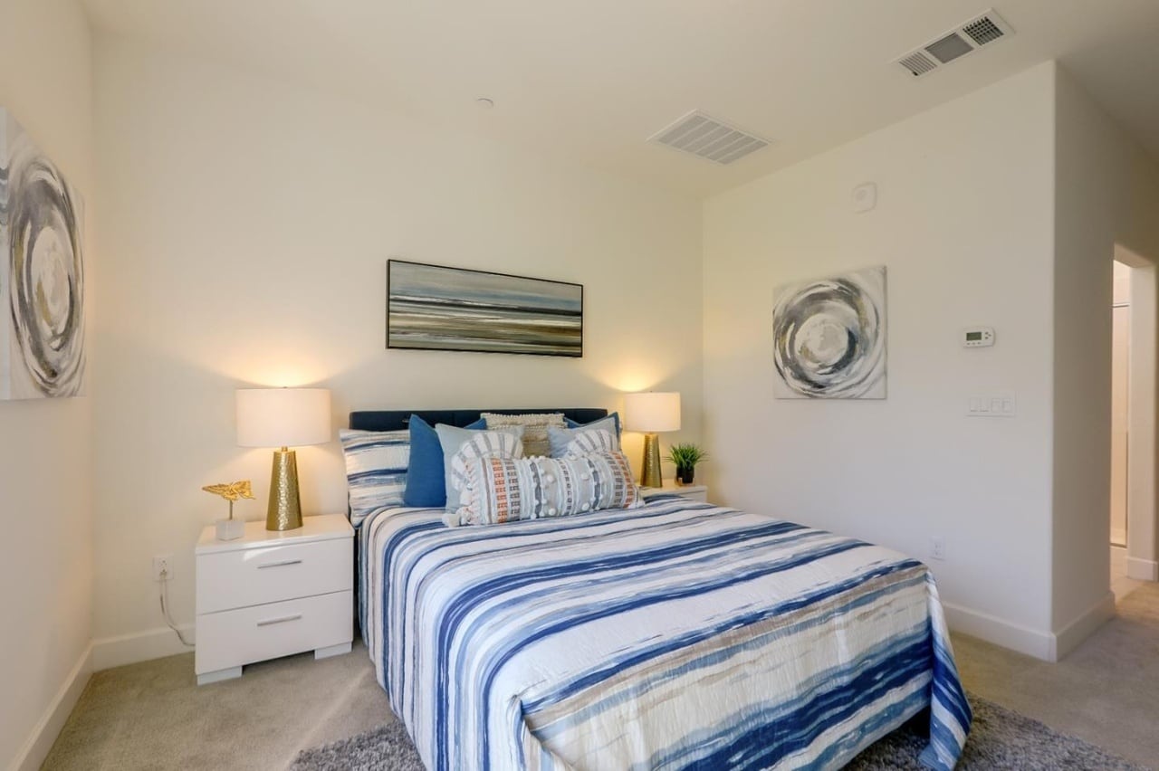 Building Photo - 5513 Great Oaks Pky