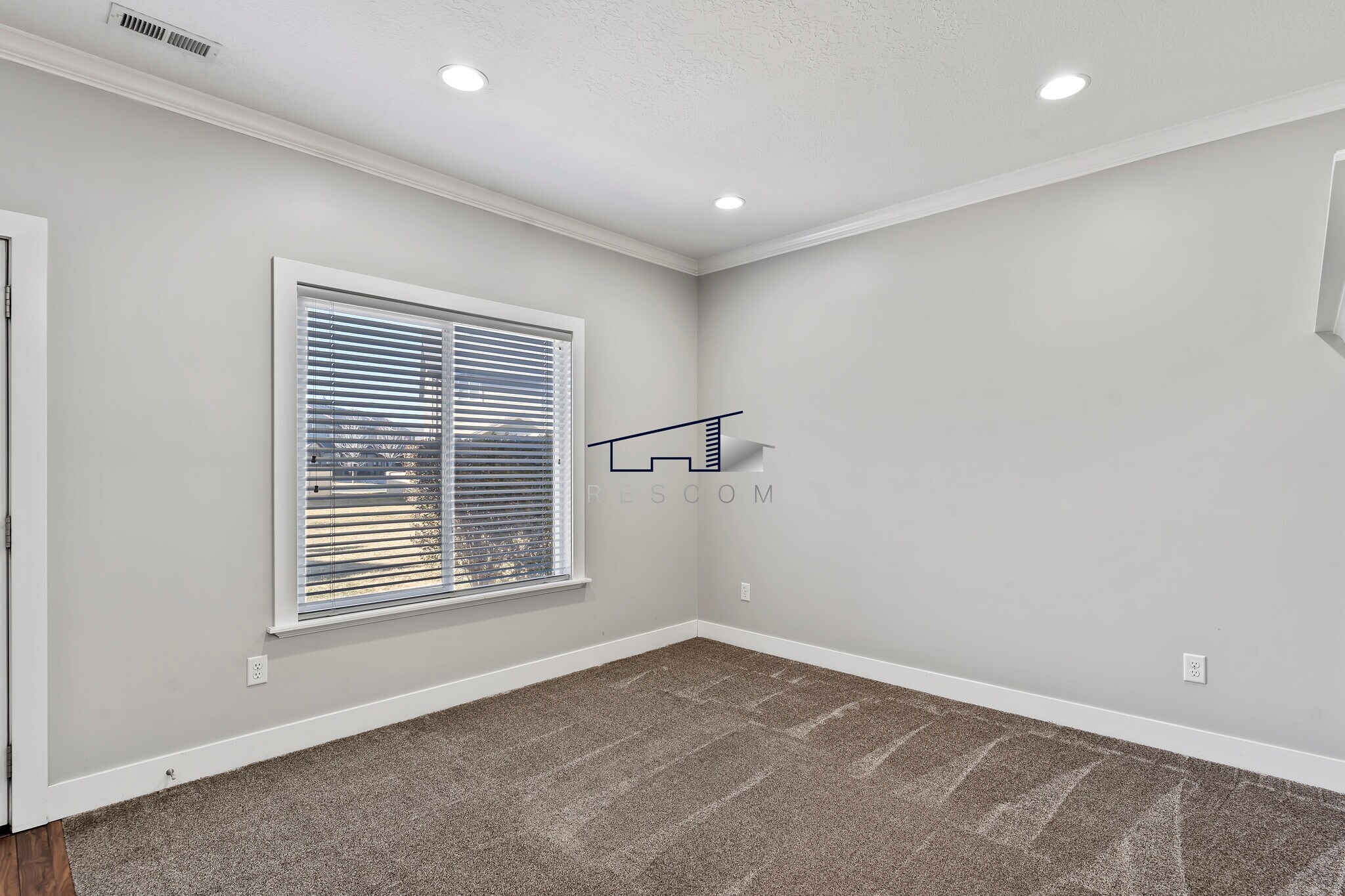 Building Photo - 2071 Madie Ln