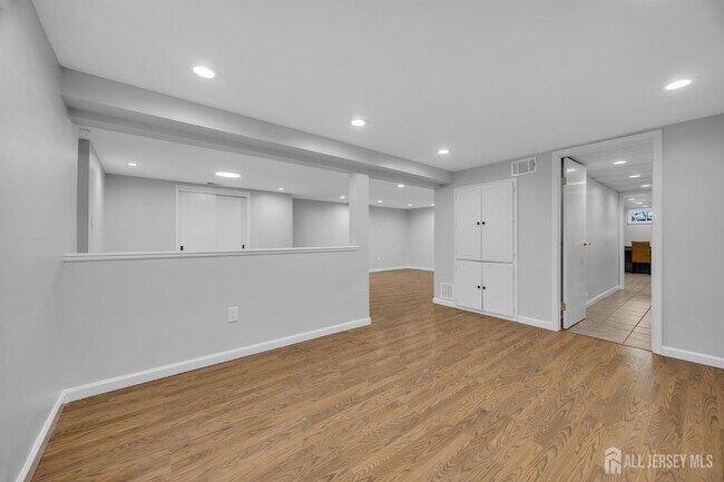 Building Photo - 1430 Kearney Dr