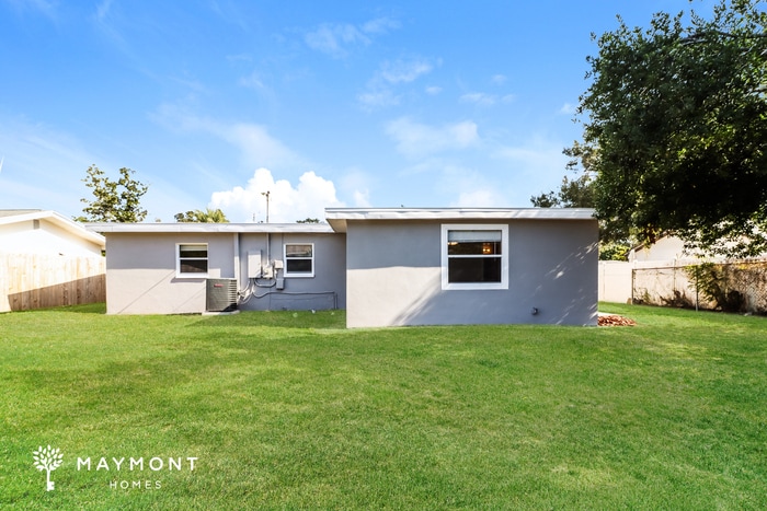 Building Photo - 1752 Evans Dr