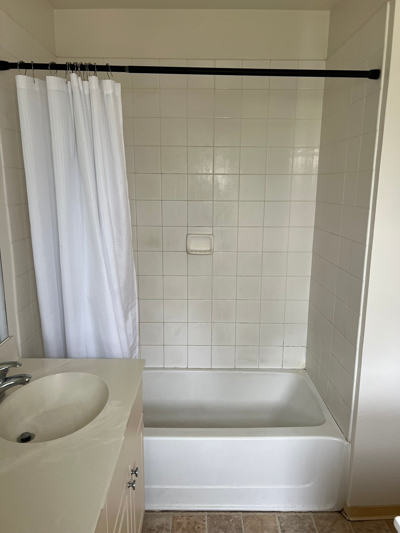 Building Photo - 87-1976 Pakeke St