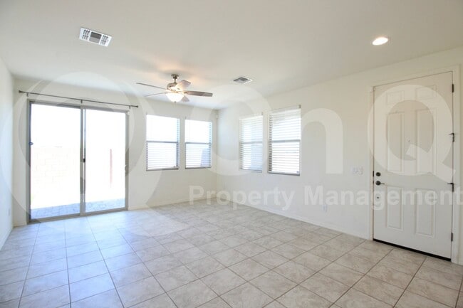 Building Photo - 14238 W Bronco Trl