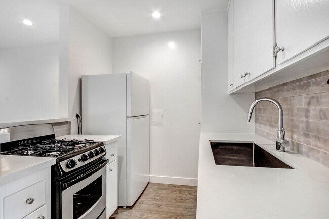 Interior Photo - 519 Hill St in Santa Monica!  Steps to Mai...