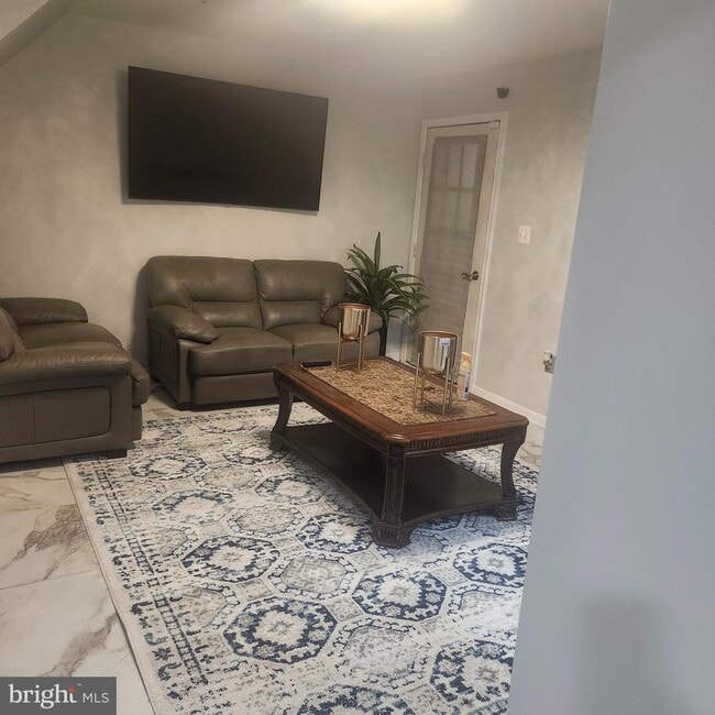 Building Photo - 2023 Whistling Duck Dr