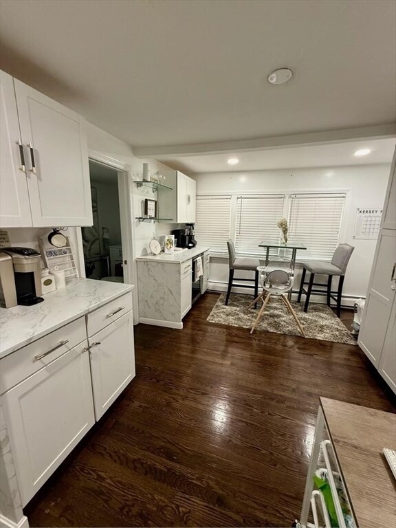 Building Photo - 106 Bay