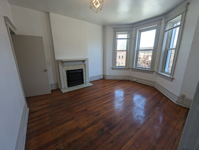 Primary Photo - 3648 Shenandoah Ave