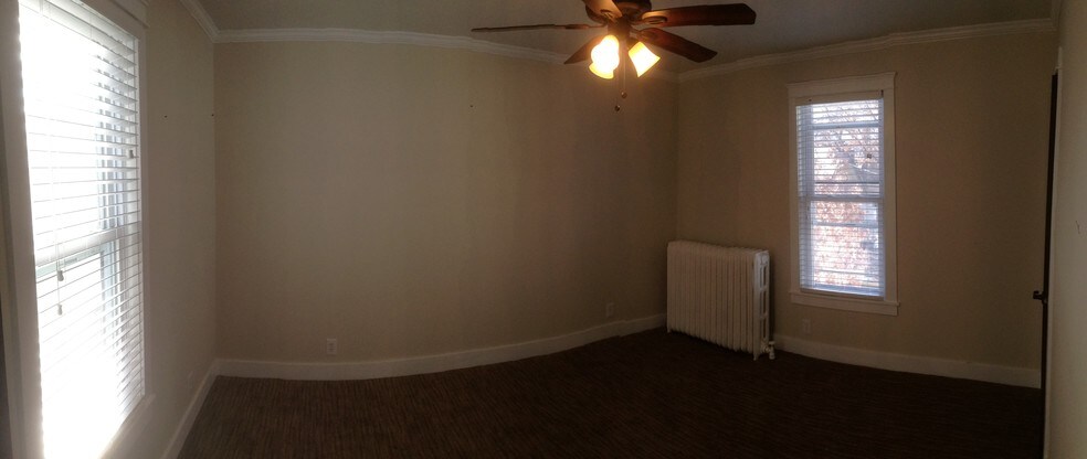 Building Photo - 2726 Colfax Ave S