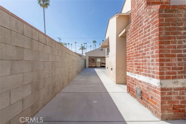 Building Photo - 1149 Winchester Ave