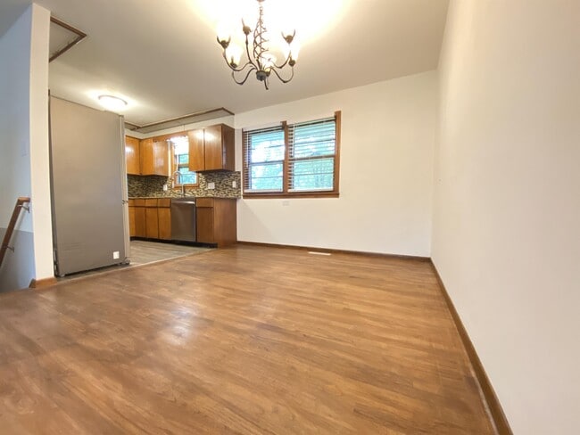 Building Photo - 3620 3rd Pl NW