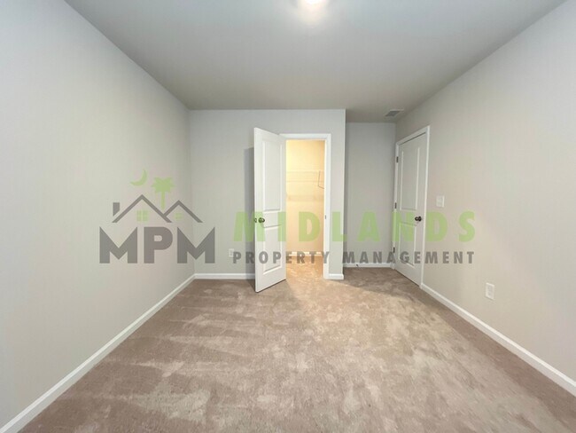 Building Photo - 142 Parkwood Ct