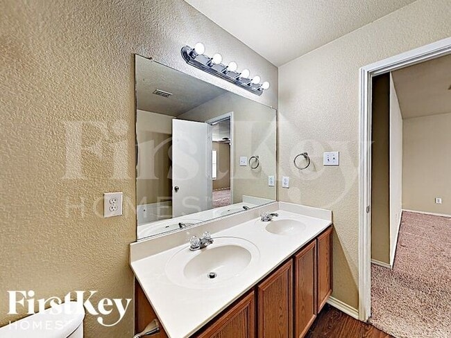 Building Photo - 14112 Silkwood Dr