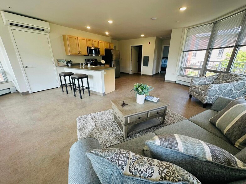 Building Photo - Berkshire at The Grove