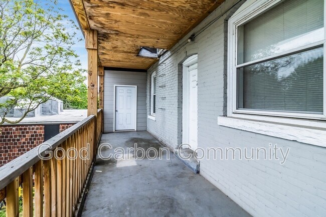 Building Photo - 1073 Grant St