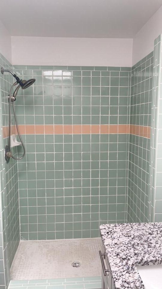 Building Photo - 4537 Ave Contenta