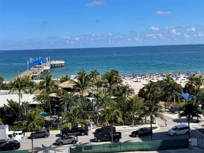 Building Photo - 133 N Pompano Beach Blvd