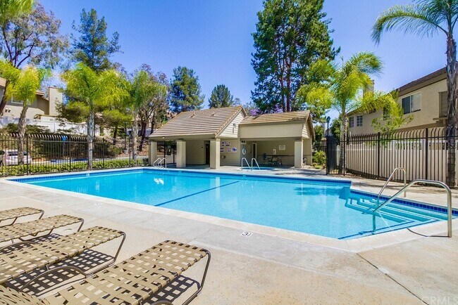Building Photo - 24351 Marquis Ct
